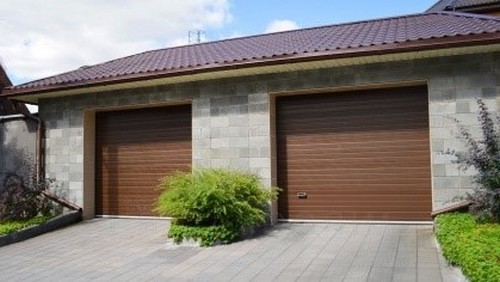 Современный гараж на дачном участке — электроприводы ворот с дистанционным управлением | Все для ремонта квартиры или дома