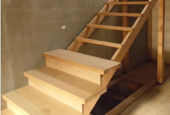 Как сделать лестницу из дерева своими руками | Все для ремонта квартиры или дома