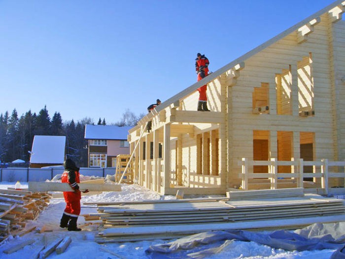 Строительство коттеджа зимой | Все для ремонта квартиры или дома